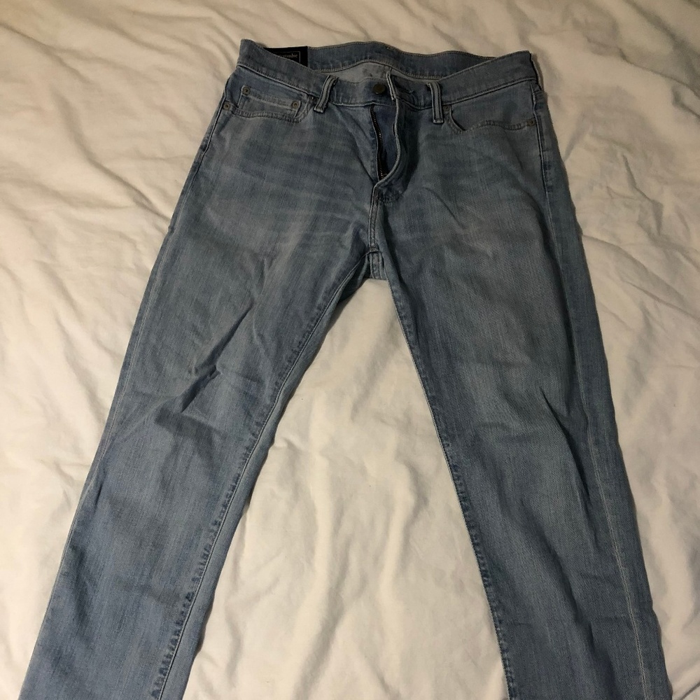Abercrombie & Fitch Athletic Slim Light Wash Jeans
